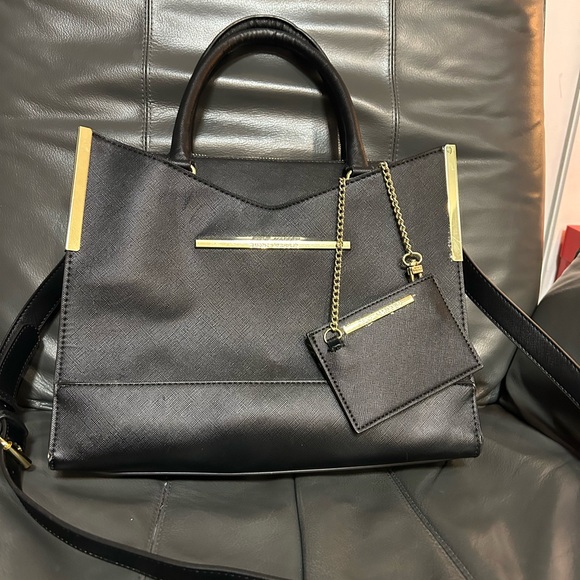 Steve Madden hand bag, black, new, a must have for your closet, lovely. - Picture 13 of 14